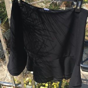 White and black House Market skirt size 4